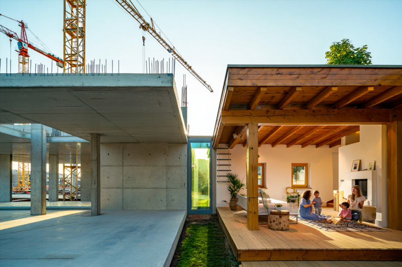 f80ee5ab810324055e11b52d8115ec31